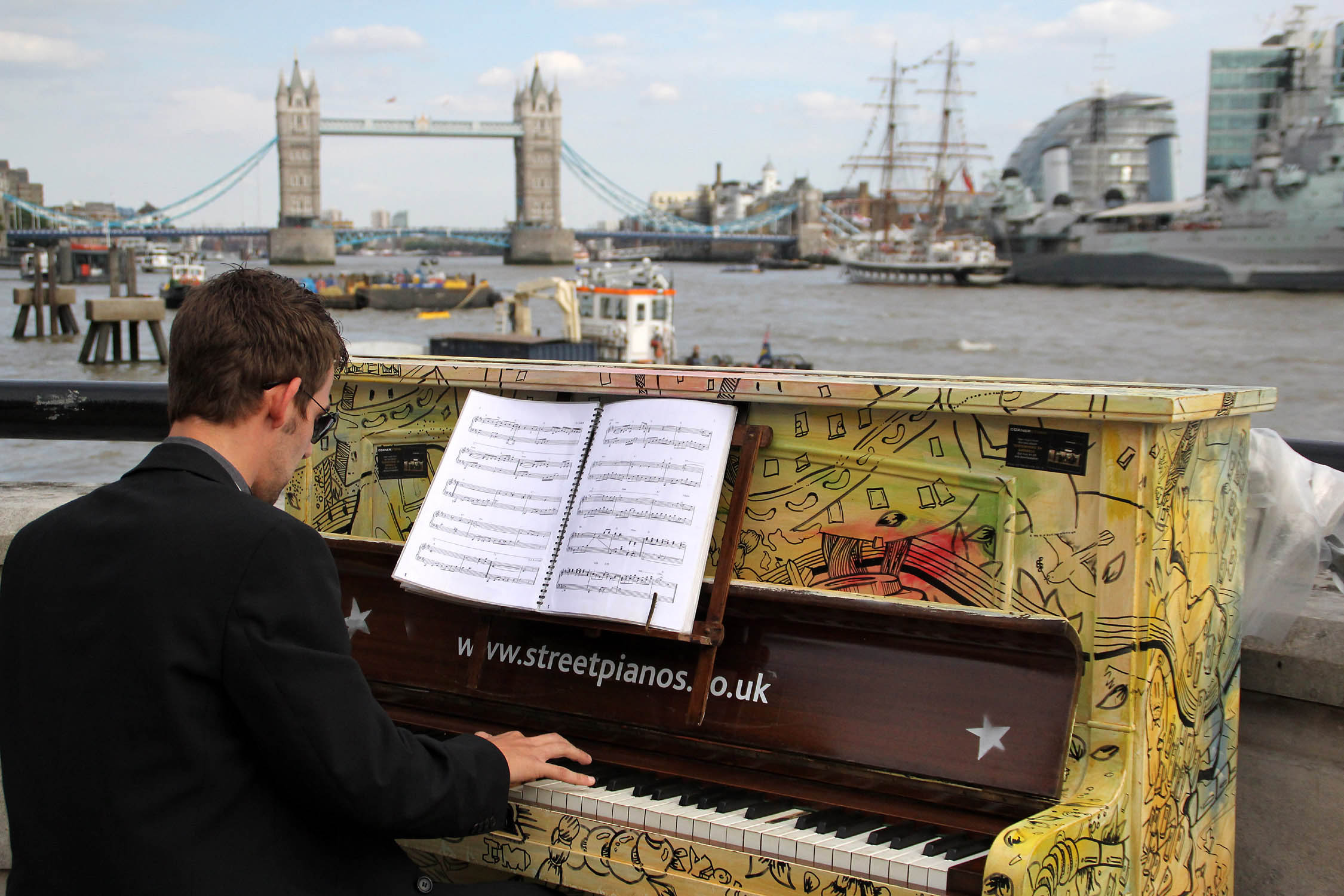 Poner a prueba o probar regalo Antorchas Street Pianos « Sing London